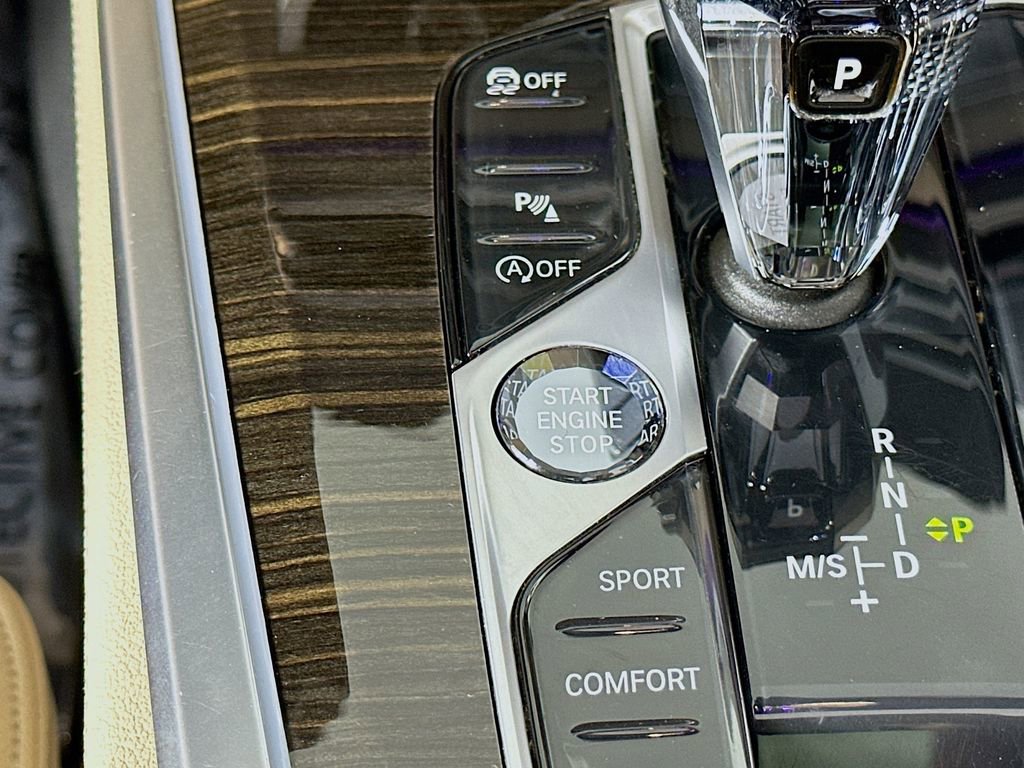 Used 2019 BMW X5 xDrive40i w/ Convenience Package image 17