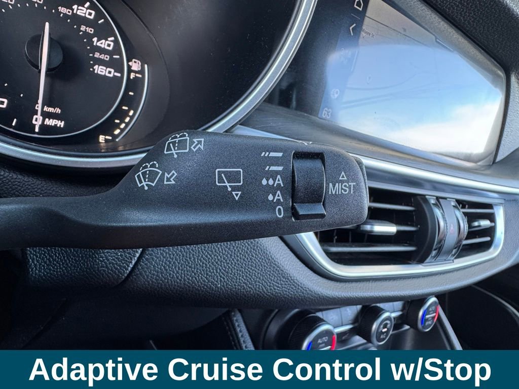 Used 2021 Alfa Romeo Stelvio Ti w/ Nero Edizione image 13