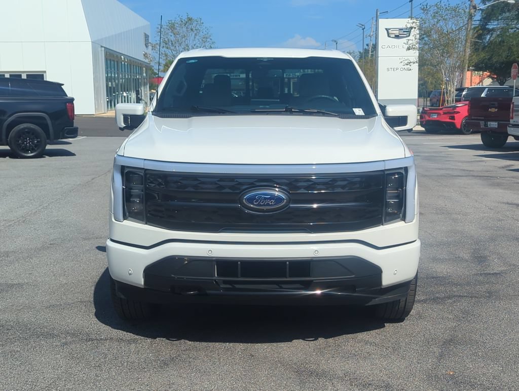 Used 2023 Ford F150 Lightning Platinum AWD/4WD image 9