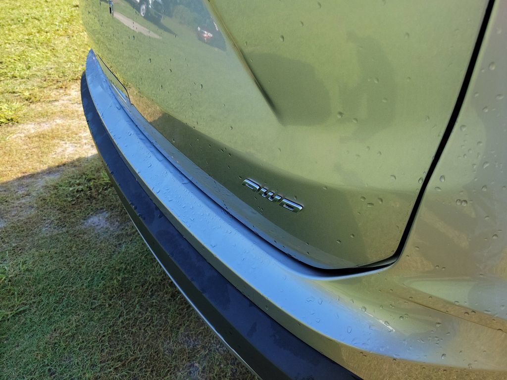 Used 2024 Ford Edge SEL AWD/4WD image 9