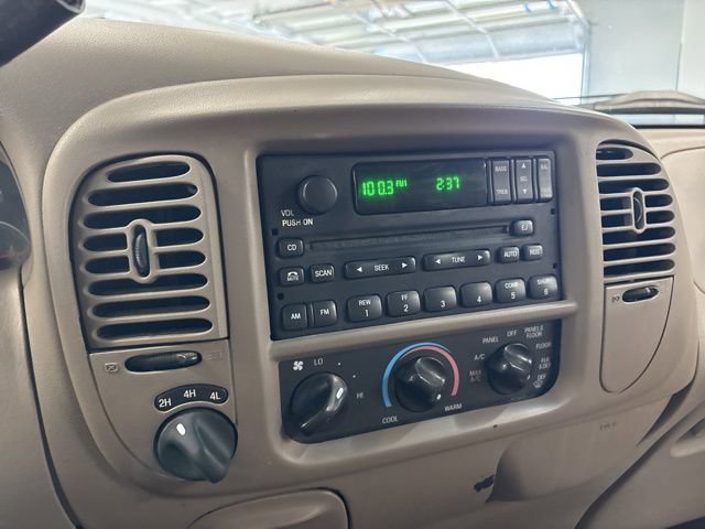 Used 2001 Ford F150 XLT AWD/4WD image 35