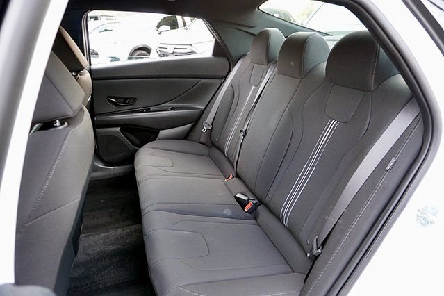 Used 2026 Hyundai Elantra Sport FWD image 15