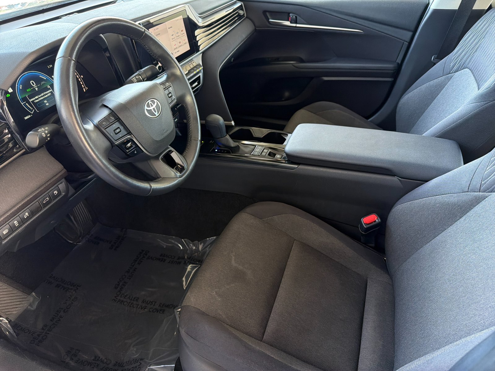 Used 2025 Toyota Camry LE w/ Convenience Package AWD/4WD image 9