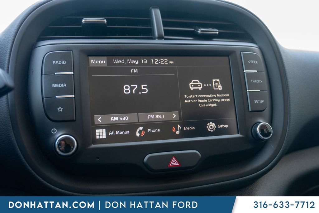 Used 2025 Kia Soul LX FWD image 10