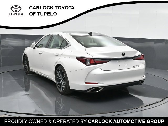 Used 2024 Lexus ES 350 w/ Premium Package FWD image 11