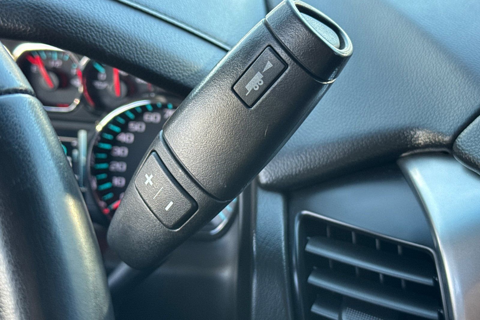 Used 2020 Chevrolet Tahoe LS image 31