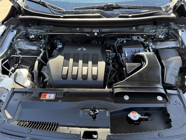 Used 2024 Mitsubishi Eclipse Cross AWD image 26