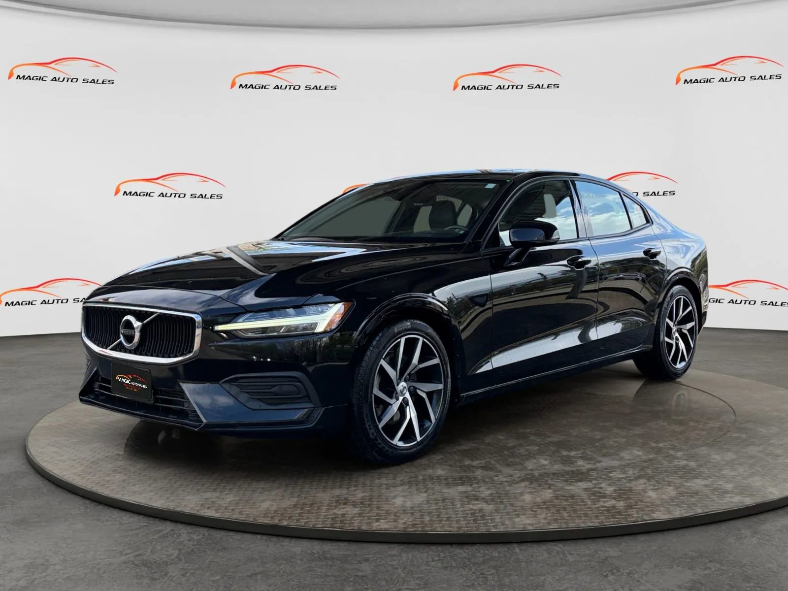 Used 2020 Volvo S60 T5 Momentum w/ Protection Package Premier image 1