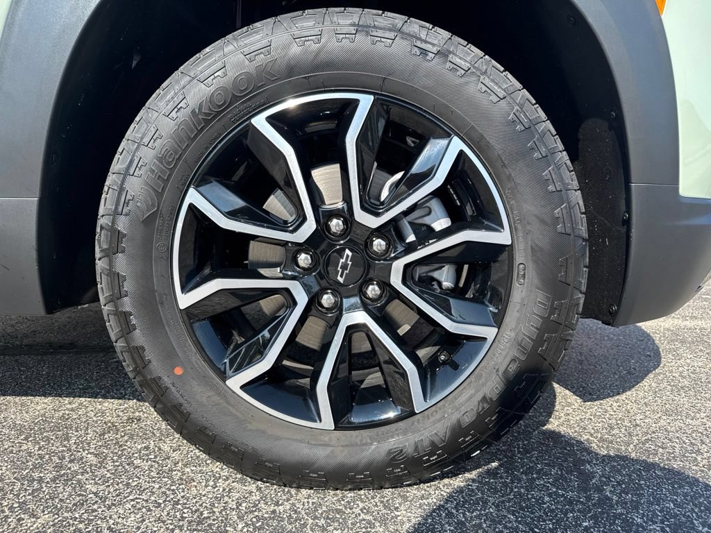 New 2026 Chevrolet TrailBlazer ACTIV AWD/4WD image 9