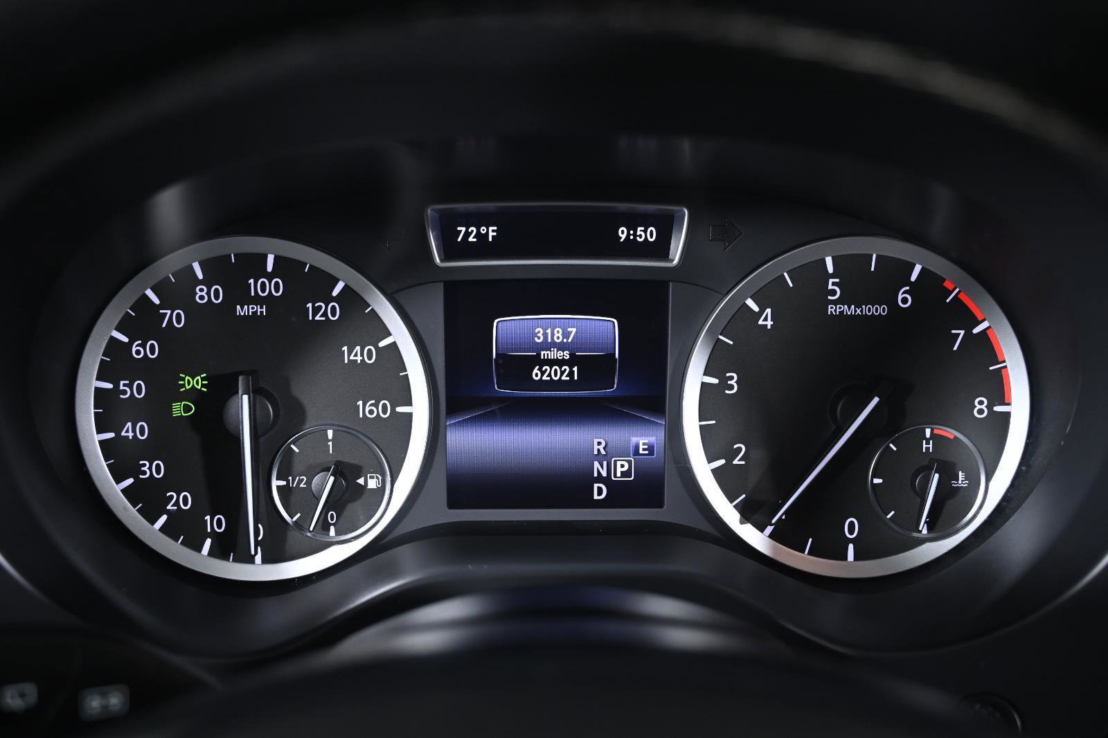 Used 2019 INFINITI QX30 Premium w/ Navigation Package image 13