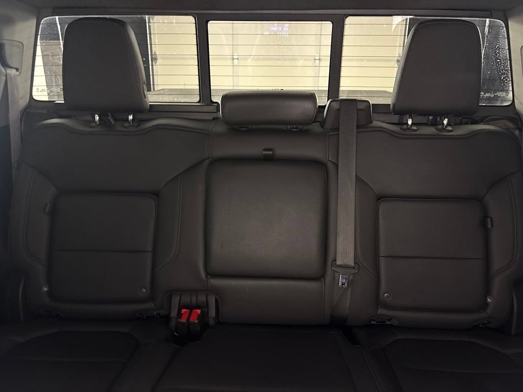 Used 2021 Chevrolet Silverado 1500 LTZ w/ LTZ Premium Package AWD/4WD image 45