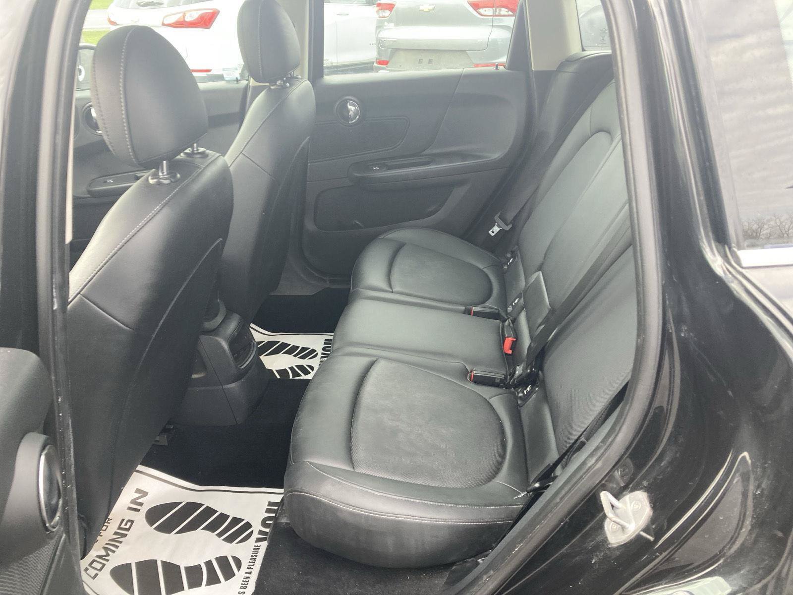 Used 2019 MINI Cooper Countryman FWD image 16