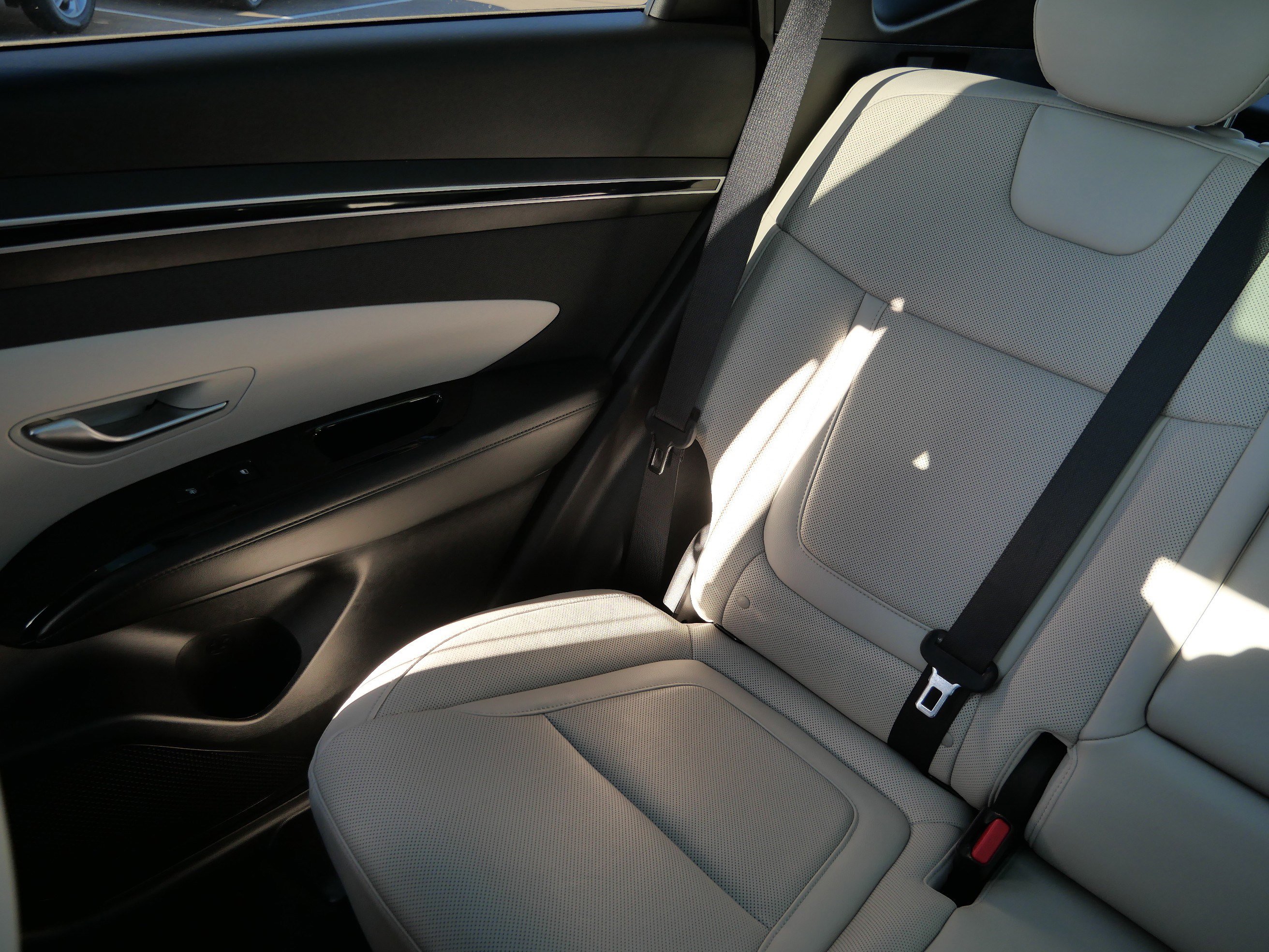 Certified 2023 Hyundai Tucson Limited image 12