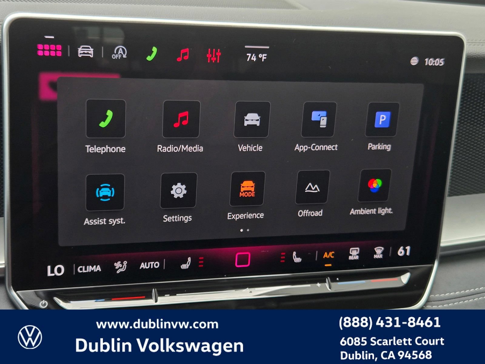 Certified 2026 Volkswagen Tiguan SE AWD/4WD image 15