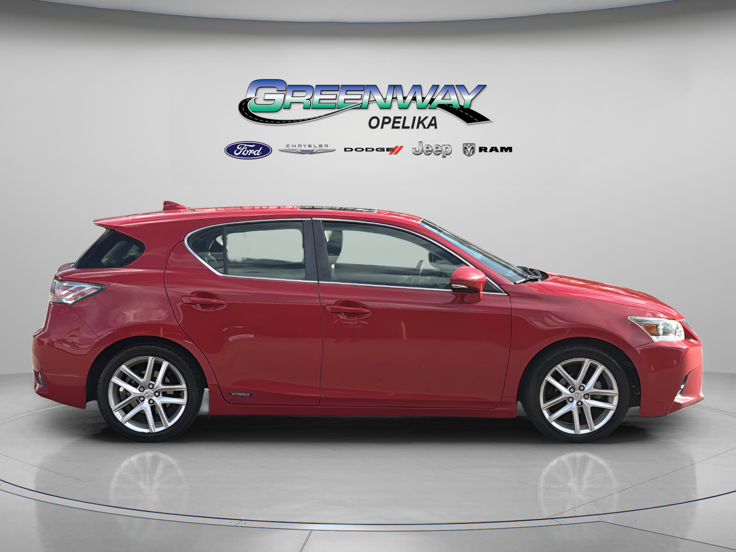 Used 2016 Lexus CT 200h w/ Seat Comfort Package image 2