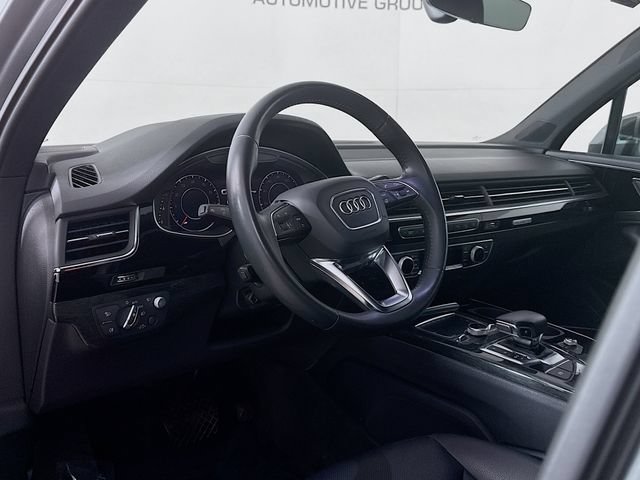 Used 2018 Audi Q7 3.0T Prestige AWD/4WD image 9
