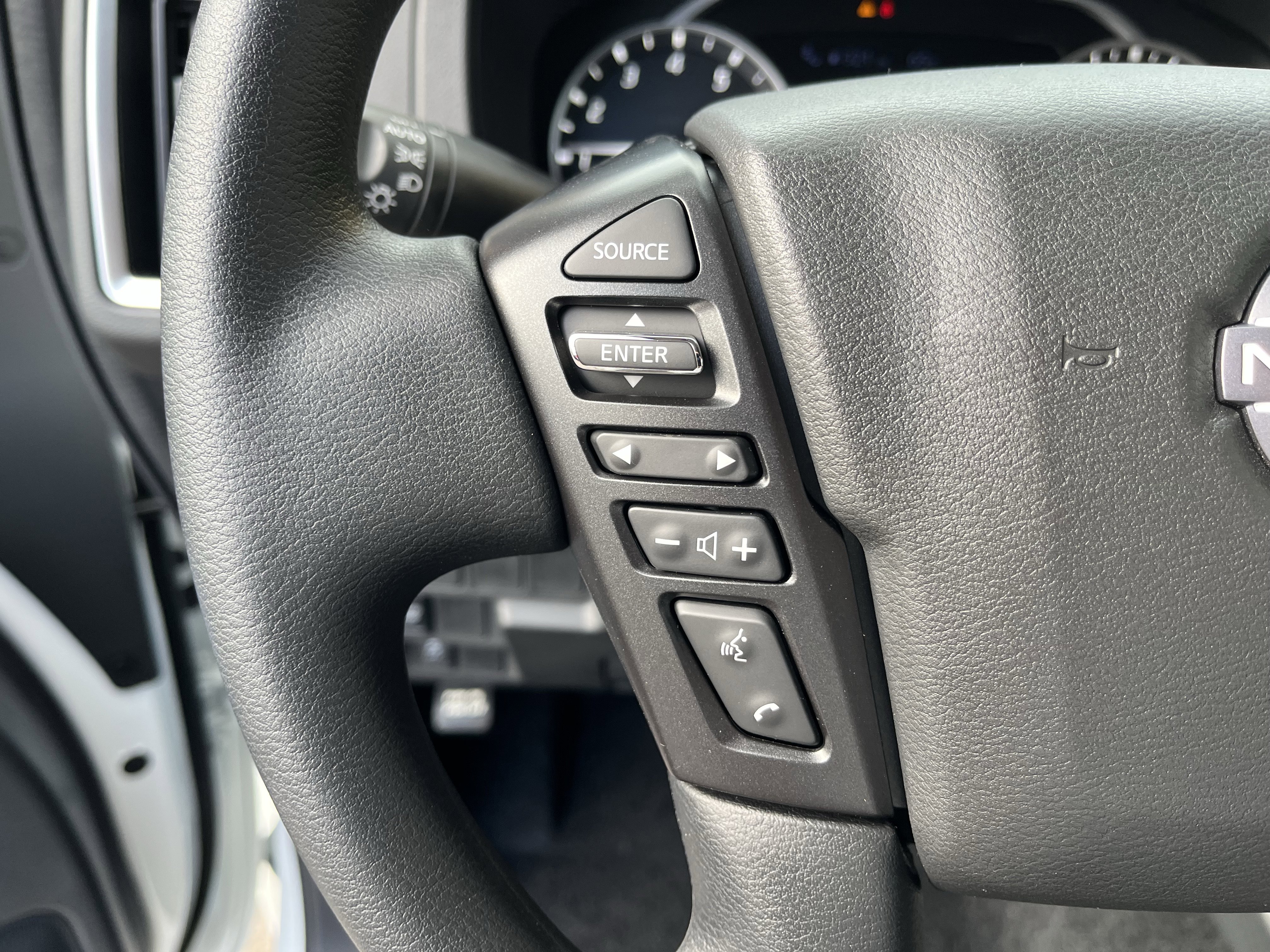 New 2026 Nissan Frontier SV image 15