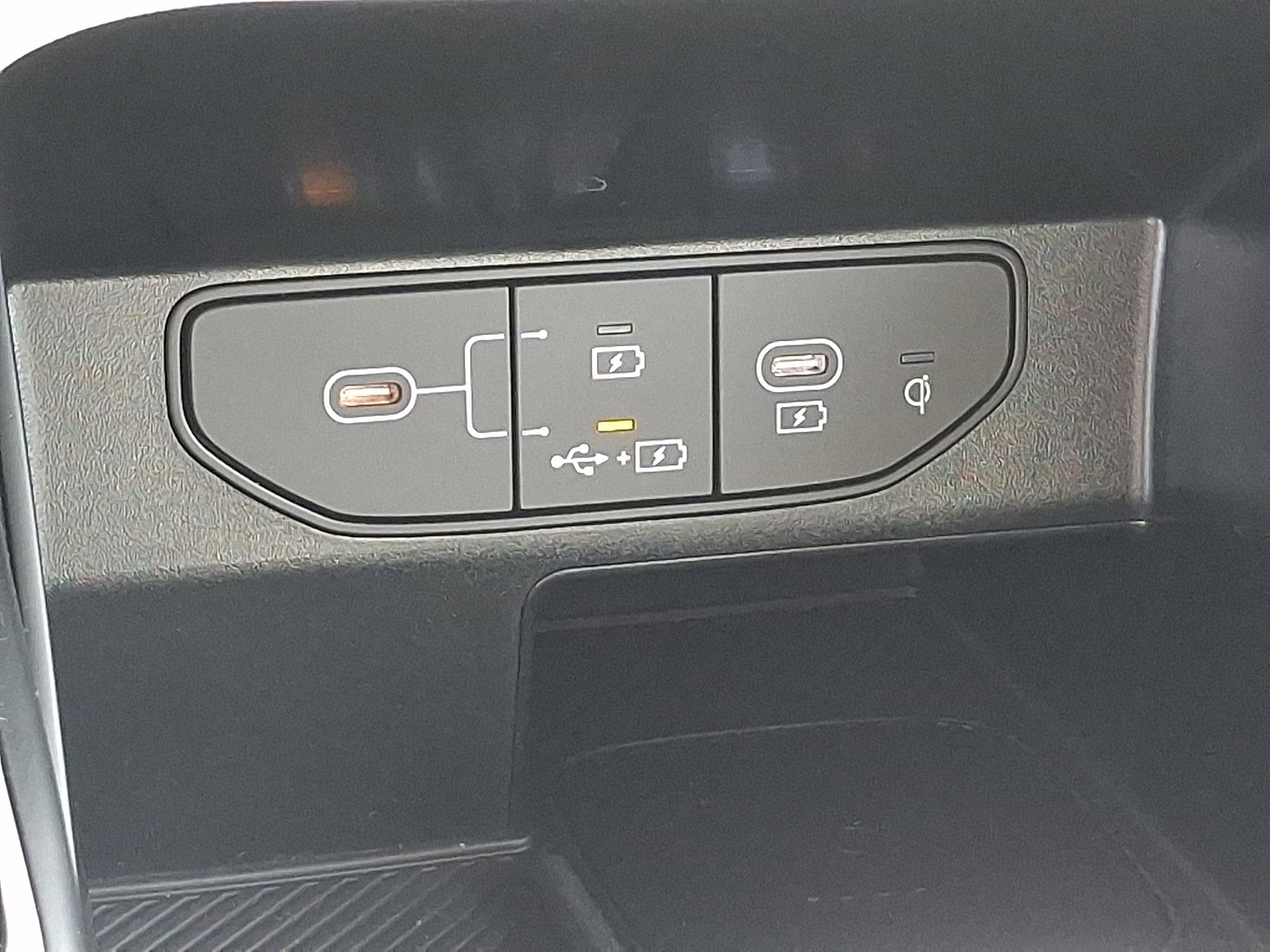 Certified 2025 Kia Sorento S AWD/4WD image 25