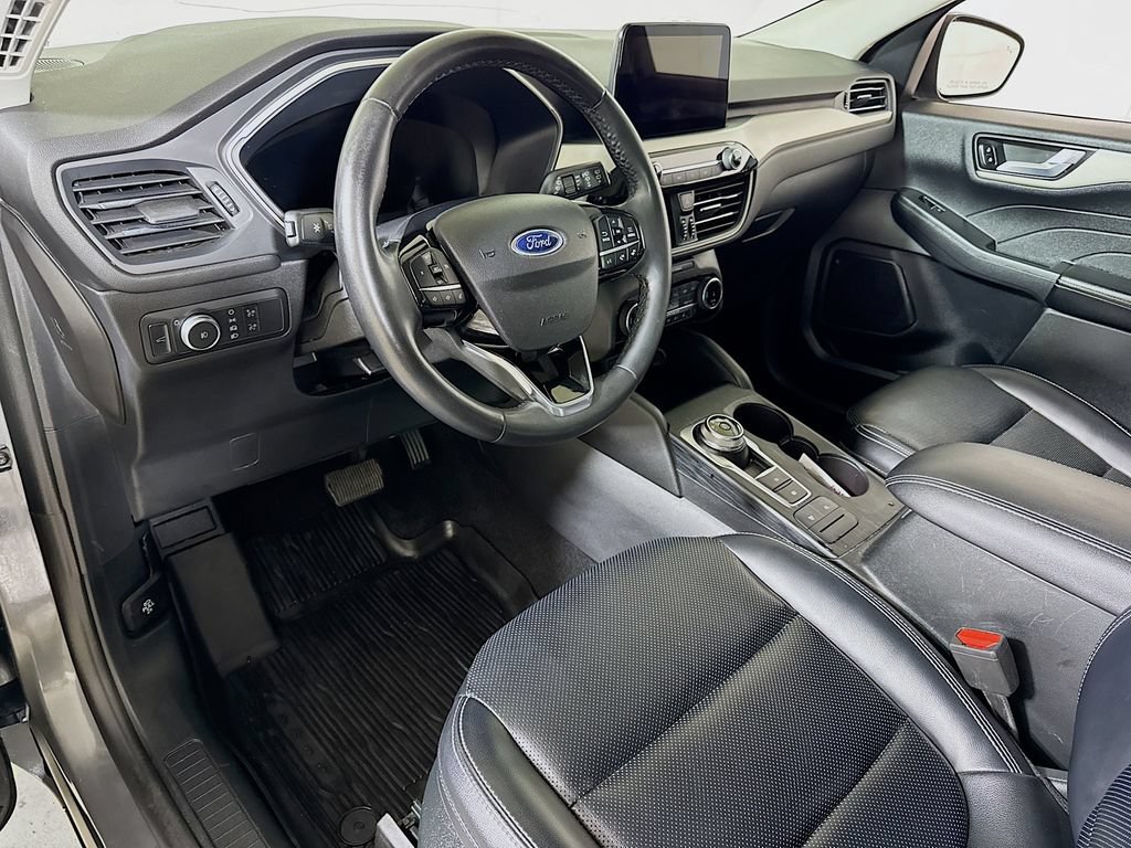 Used 2022 Ford Escape SEL w/ Technology Package AWD/4WD image 7