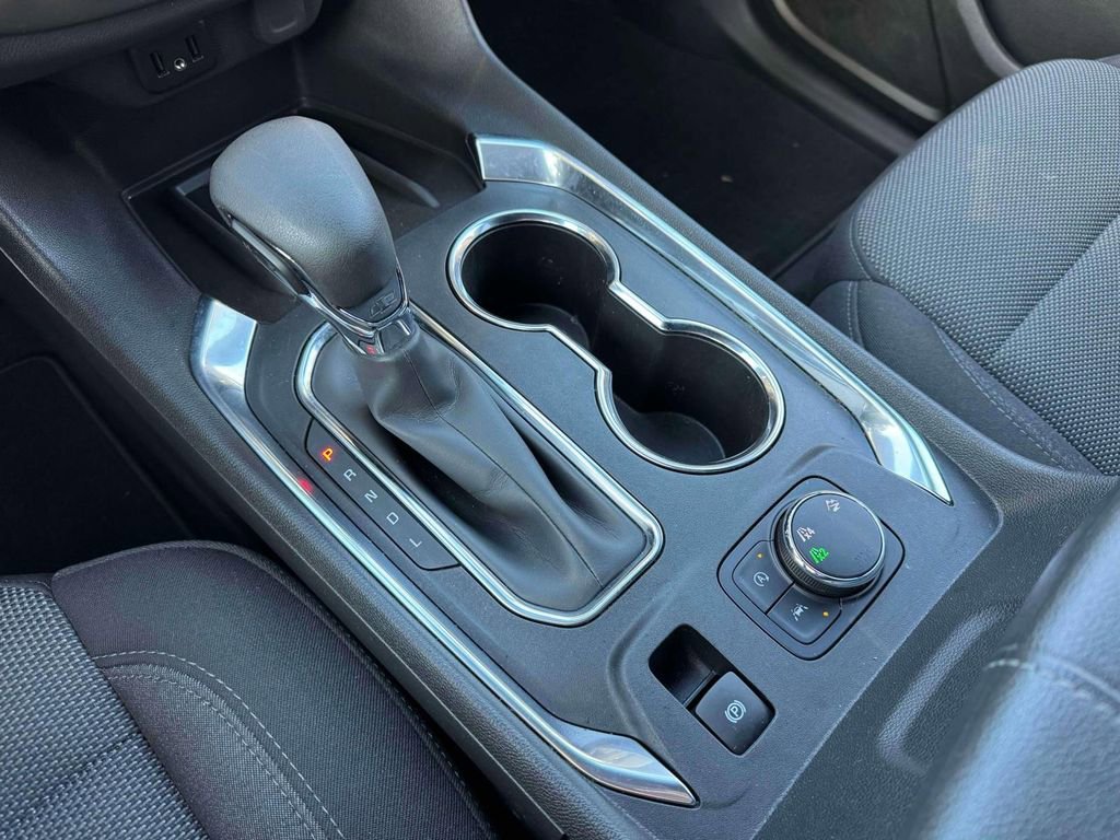 Used 2022 Chevrolet Traverse LT AWD/4WD image 32