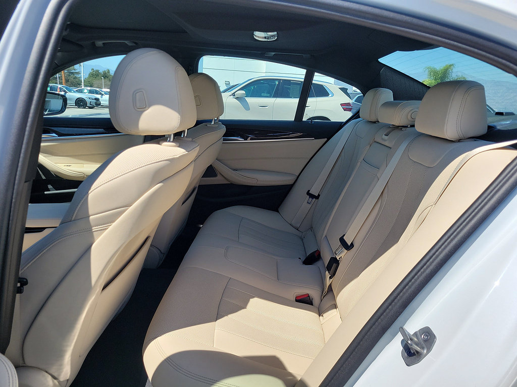 Used 2023 BMW 530i w/ Premium Package RWD image 14
