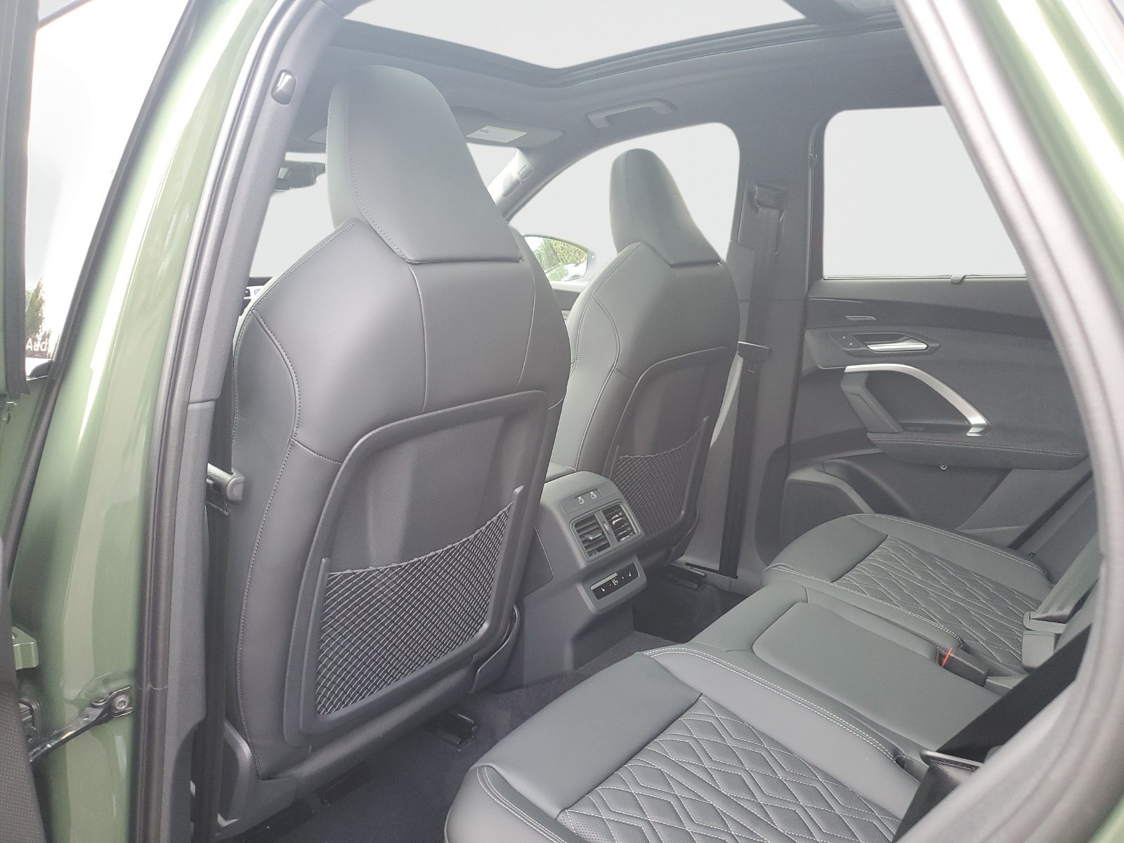 New 2026 Audi SQ5 Prestige AWD/4WD image 14