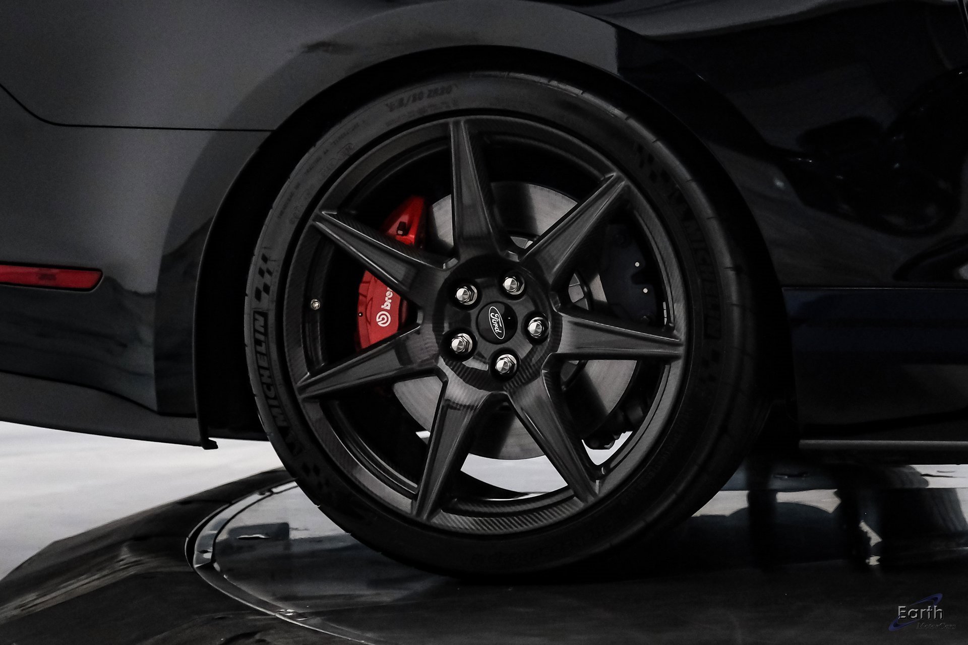 Used 2020 Ford Mustang Shelby GT500 w/ Carbon Fiber Track Pack image 60