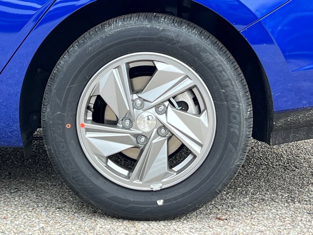 New 2026 Hyundai Elantra SE w/ Cargo Package FWD image 5