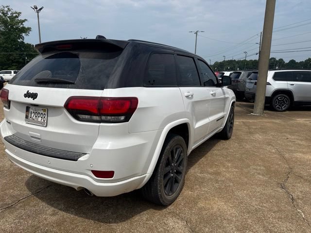 Used 2019 Jeep Grand Cherokee Altitude AWD/4WD image 5