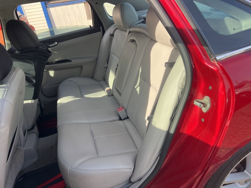 Used 2013 Chevrolet Impala LTZ image 24