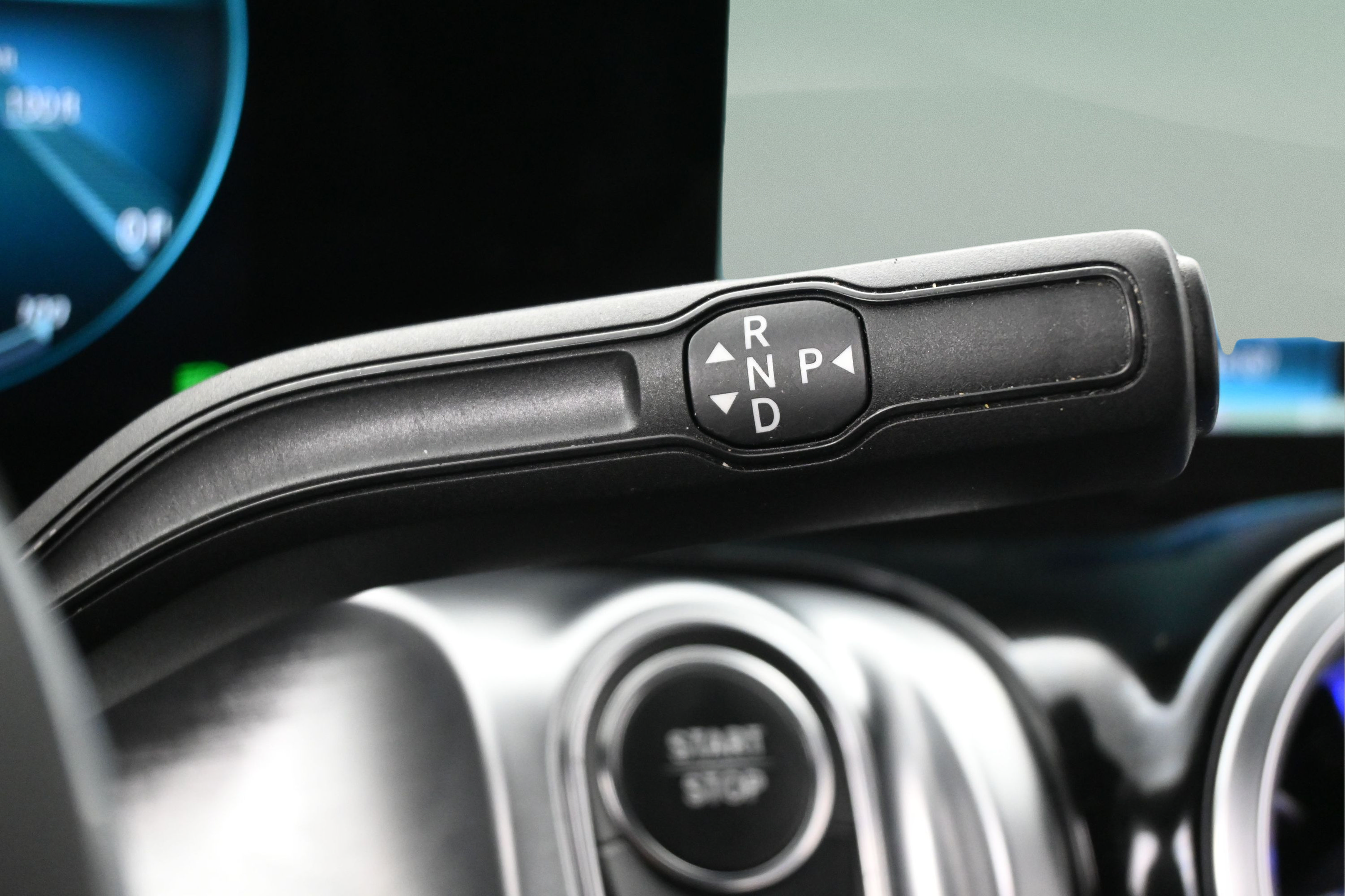 Used 2023 Mercedes-Benz EQB 300 4MATIC image 18