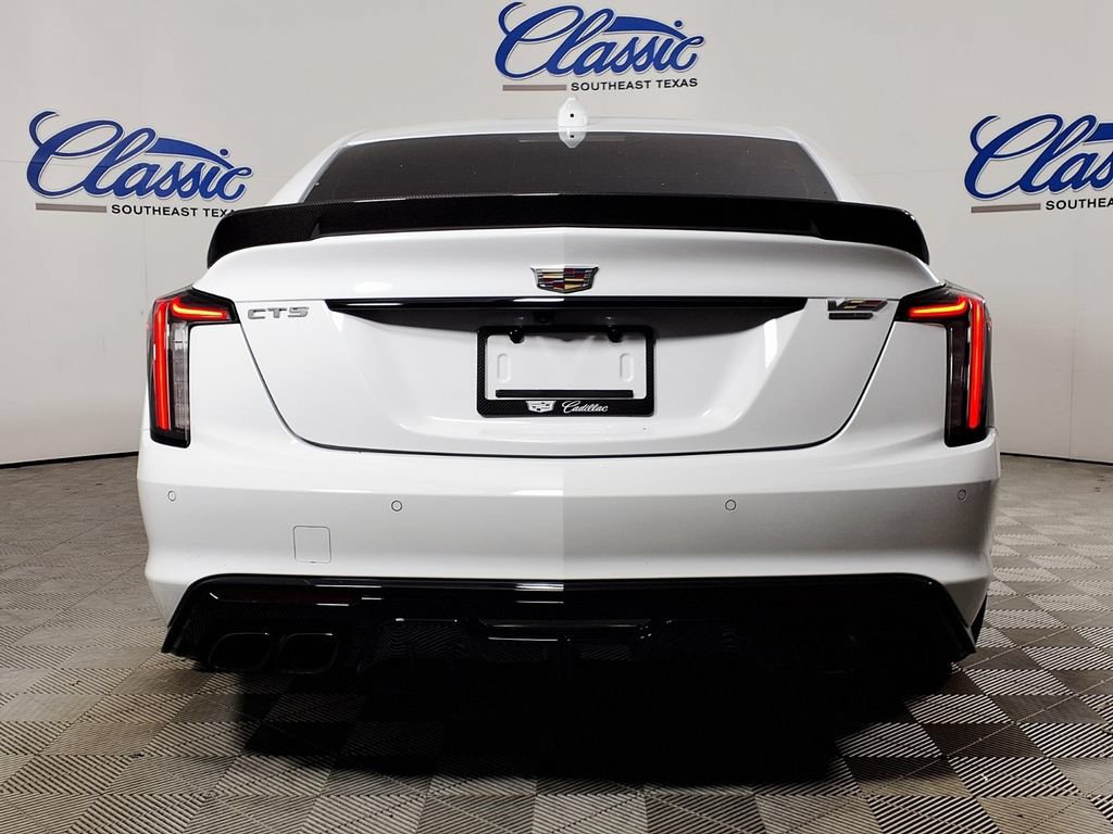 Used 2025 Cadillac CT5 V Blackwing w/ Carbon Fiber 1 Package RWD image 4