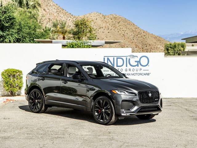 New 2025 Jaguar F-PACE R-Dynamic S image 4