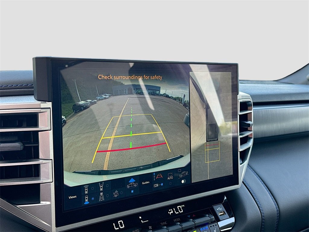 New 2025 Toyota Tundra Platinum image 14