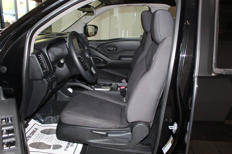 Used 2023 Nissan Frontier S AWD/4WD image 24