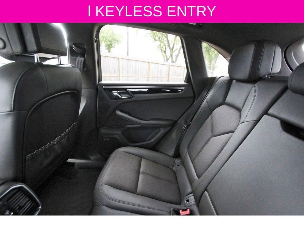 Used 2022 Porsche Macan image 12