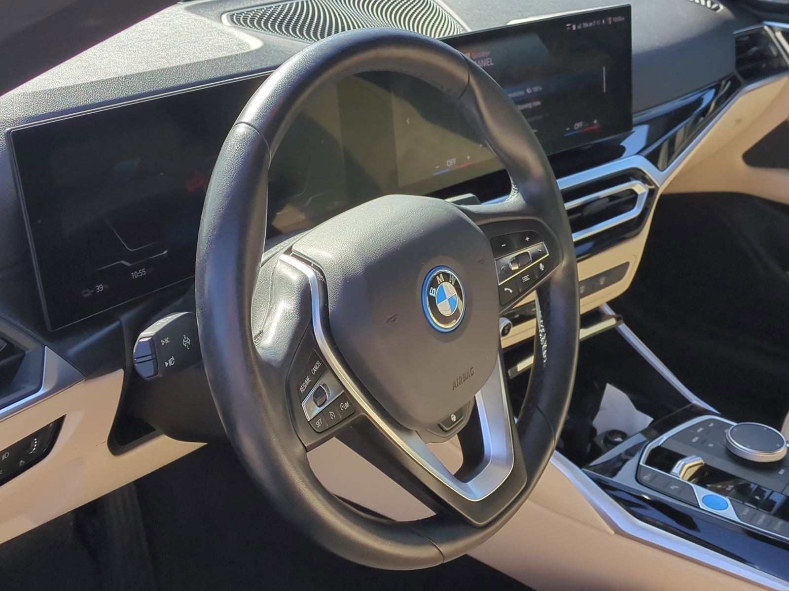 Used 2023 BMW i4 eDrive35 w/ Premium Package image 17