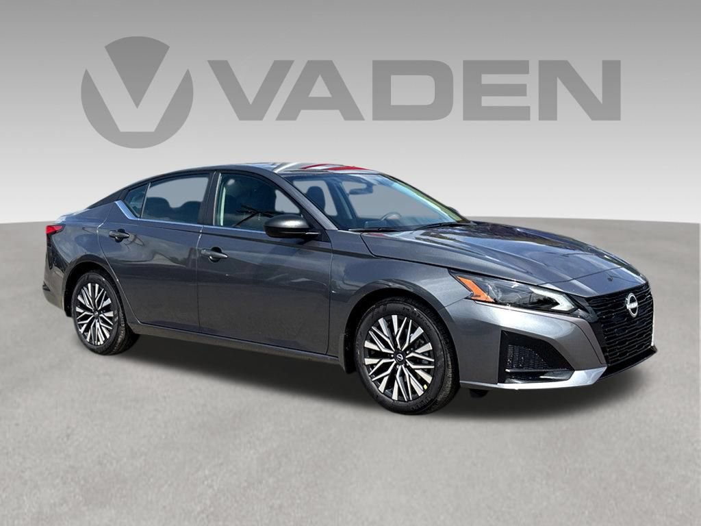 New 2026 Nissan Altima 2.5 SV w/ SV Special Edition Package FWD image 1