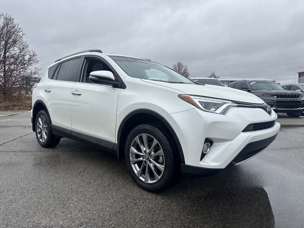 Used 2018 Toyota RAV4 Limited image 11
