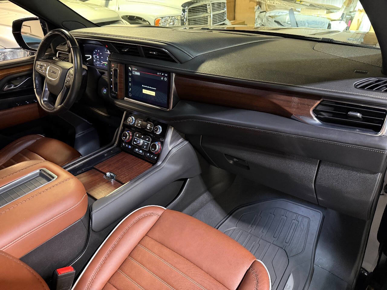 Used 2023 GMC Yukon XL Denali Ultimate image 26