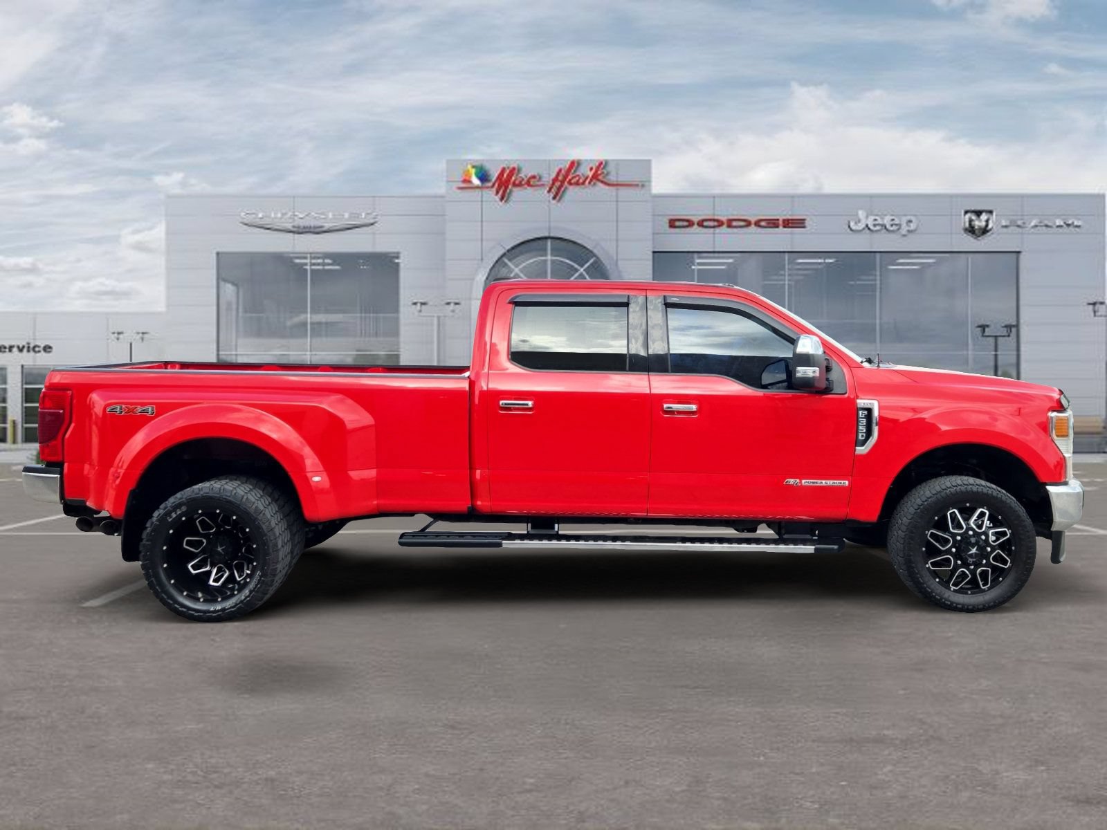 Used 2021 Ford F350 XLT w/ XLT Premium Package AWD/4WD image 6