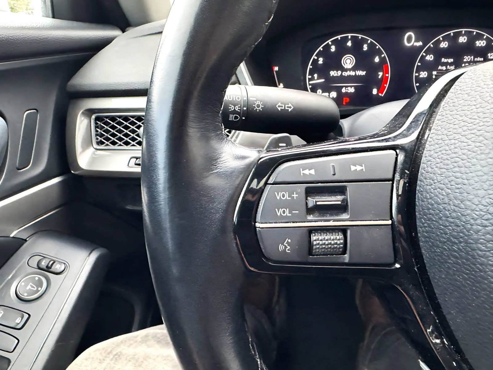 Used 2023 Acura Integra FWD image 22