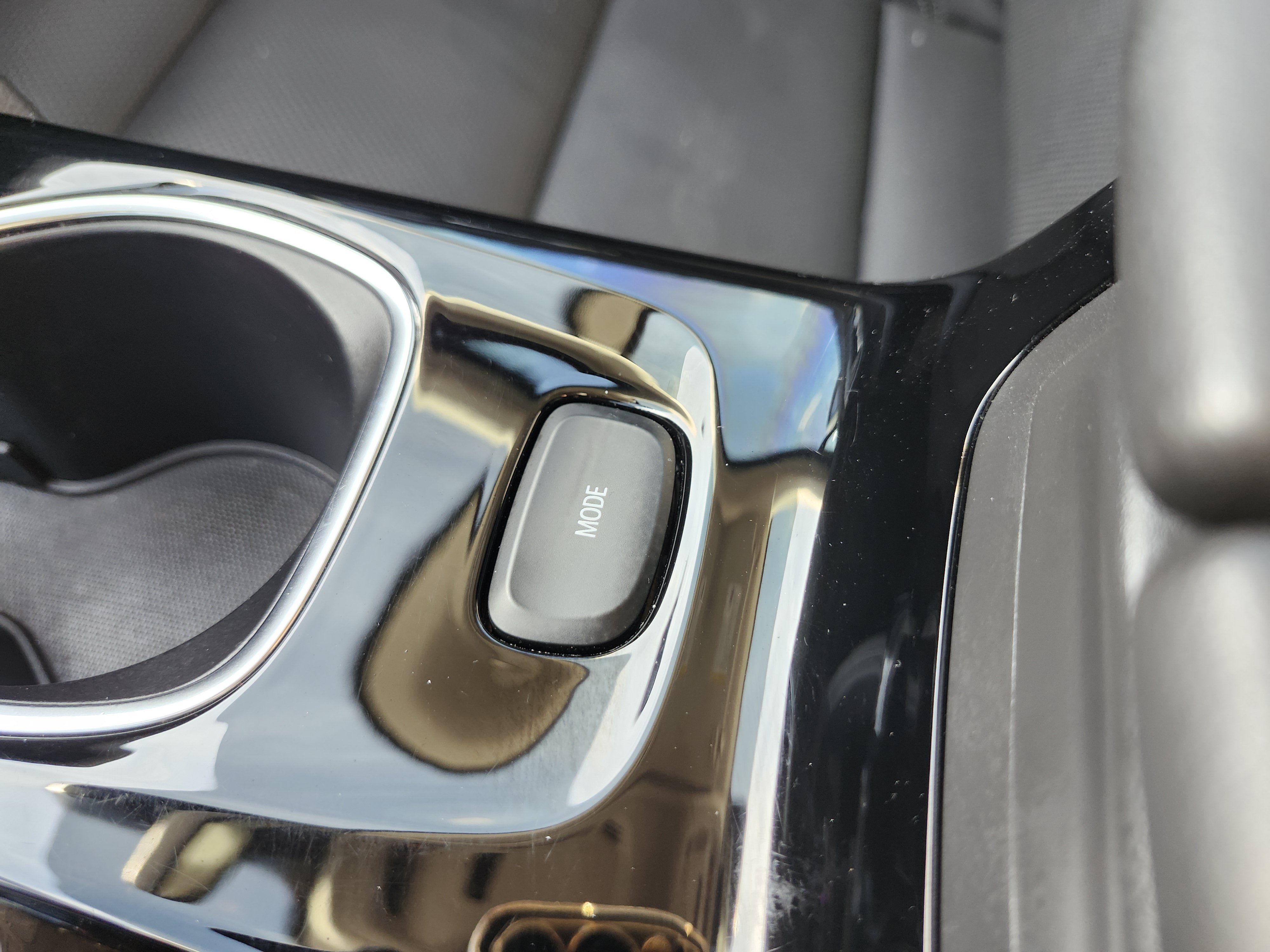 Used 2023 Buick Envision Essence FWD image 10