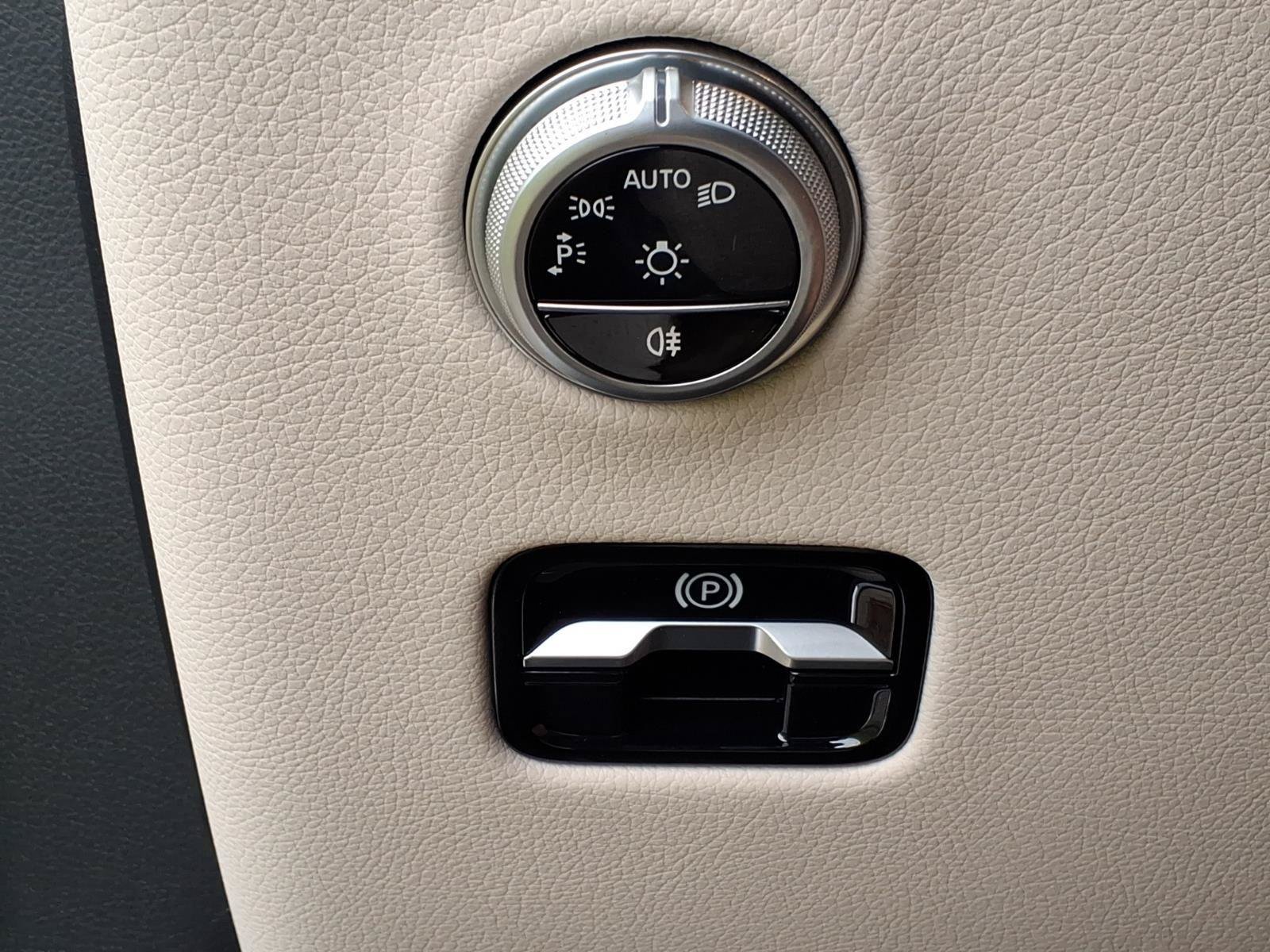 New 2026 Mercedes-Benz GLC 300 4MATIC image 29