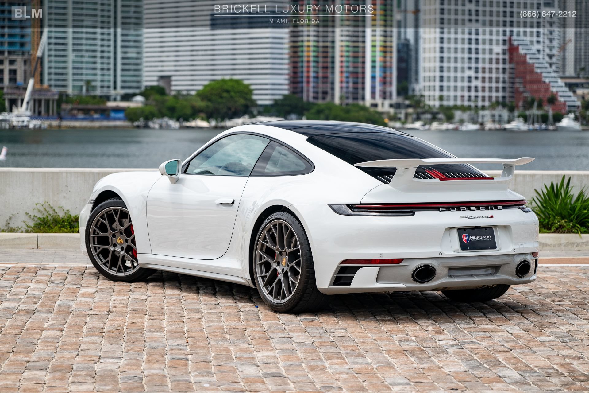 Used 2024 Porsche 911 Carrera RWD image 15