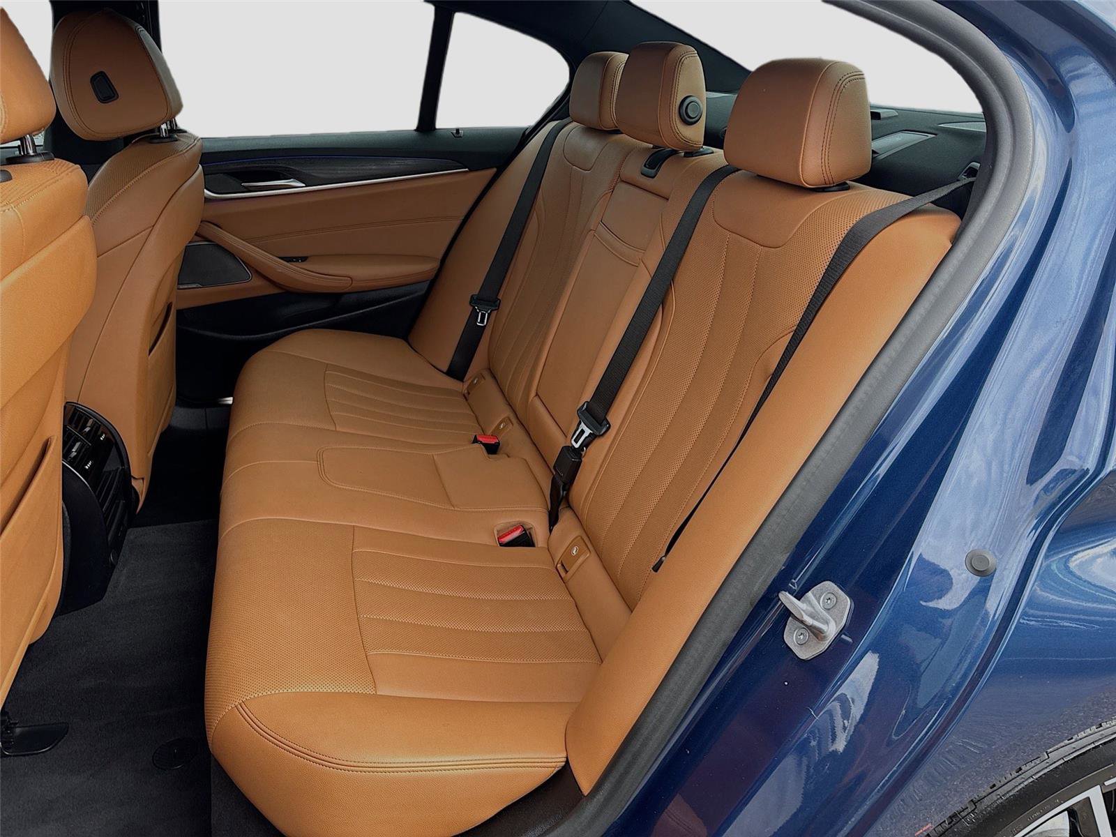 Used 2021 BMW 530i image 28