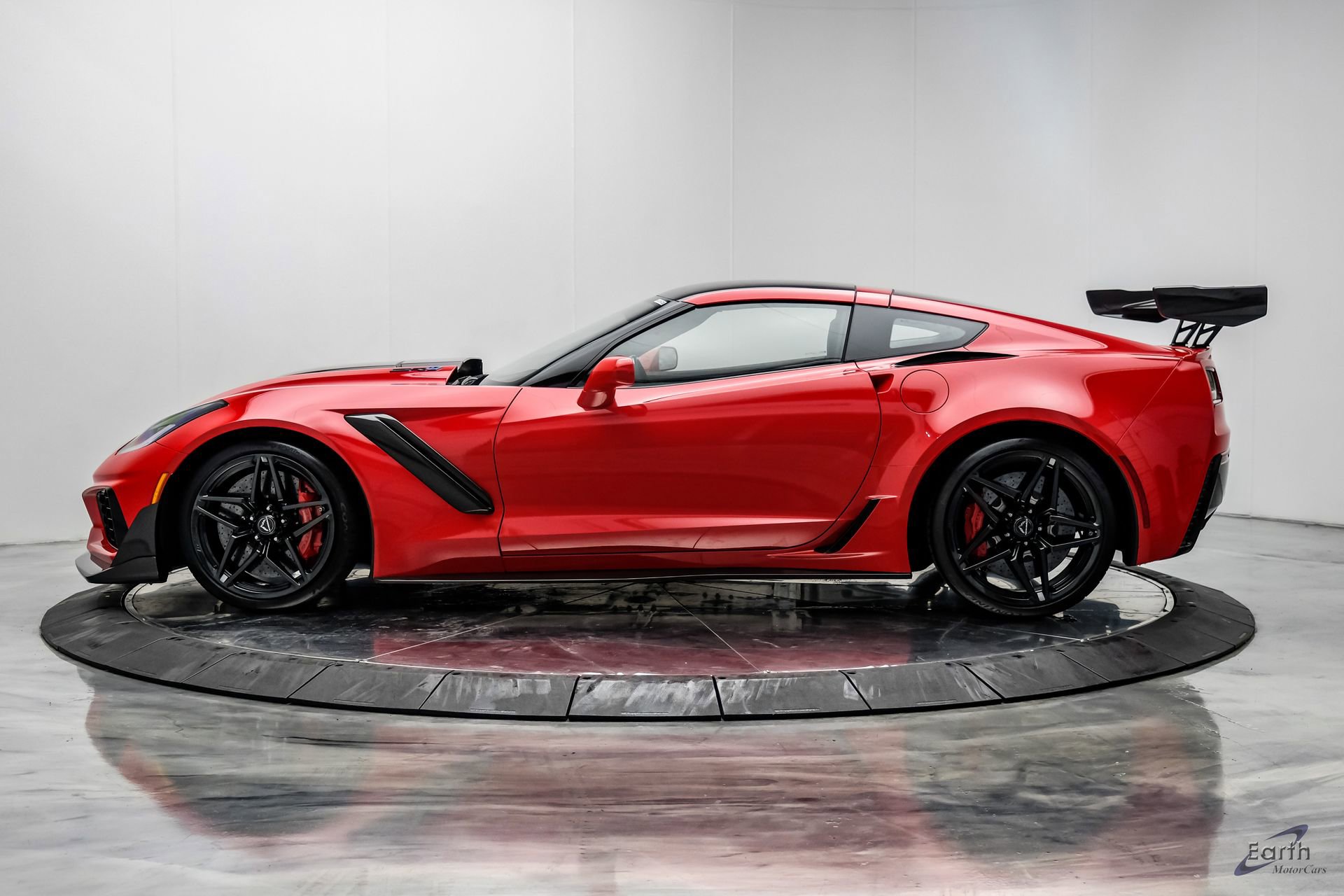 Used 2019 Chevrolet Corvette ZR1 image 10