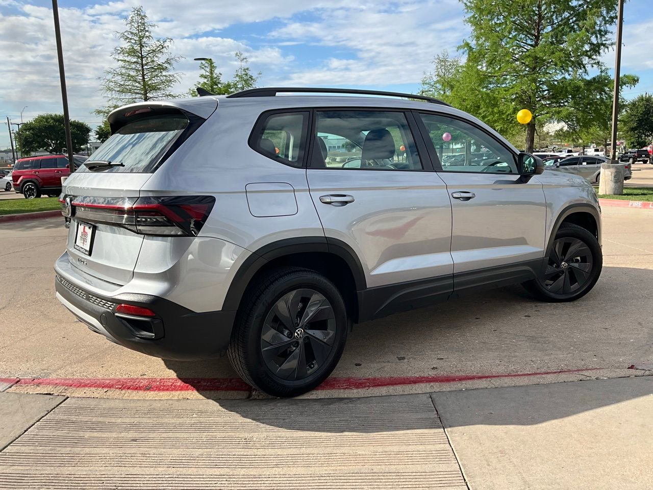 Used 2025 Volkswagen Taos S FWD image 6