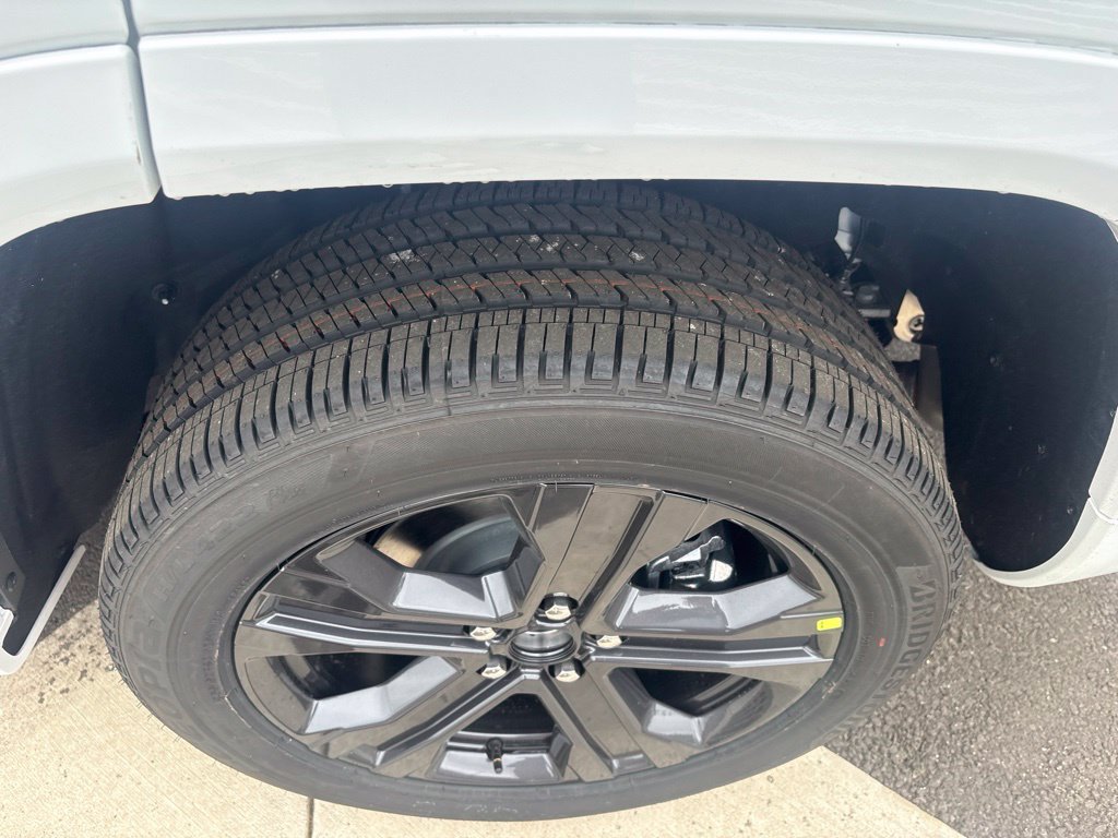 New 2027 Jeep Grand Cherokee L Limited AWD/4WD image 15