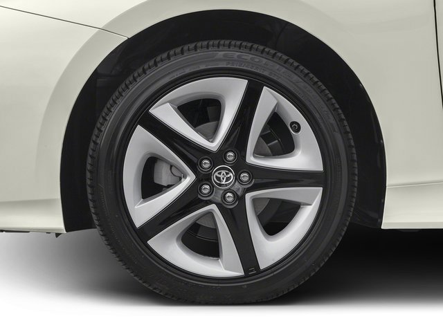 Used 2016 Toyota Prius Three Touring FWD image 14
